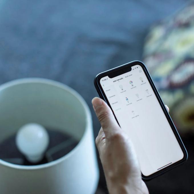 Smart GU10 LED Bulbs: The Complete B2B Guide to Dimming, Color & Connectivity 2